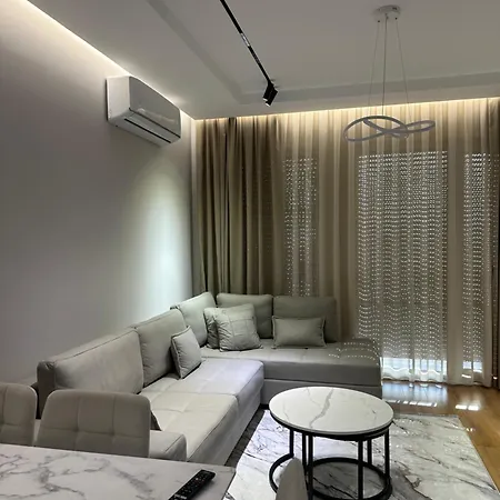 Gjuzi Apartment